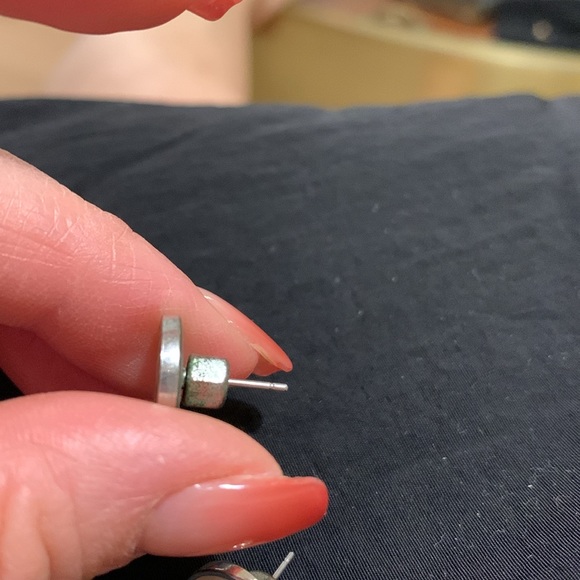 Marc Jacobs earring - Picture 3 of 3